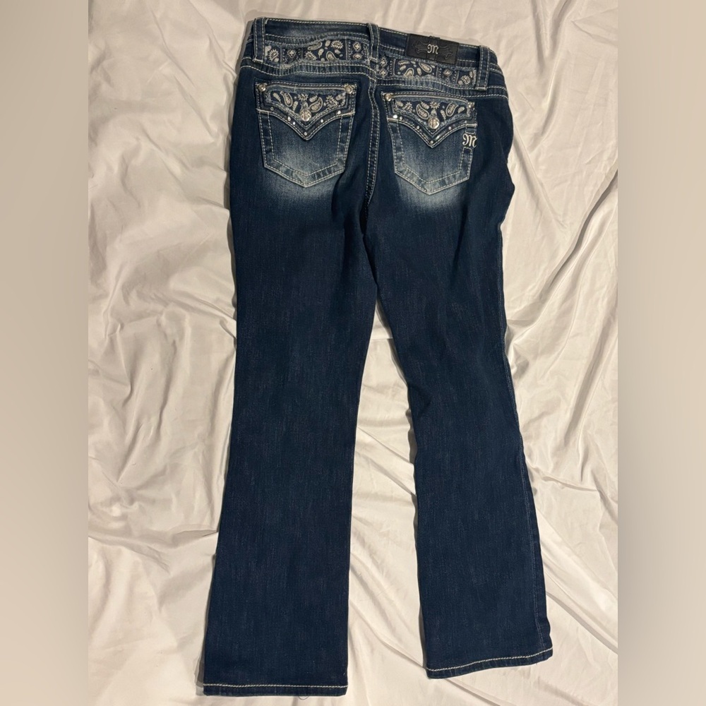 NEVER-WORN-Miss me jeans mide-rise bootcut